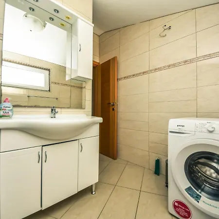 Lejlighed Tanja-2 By Interhome
